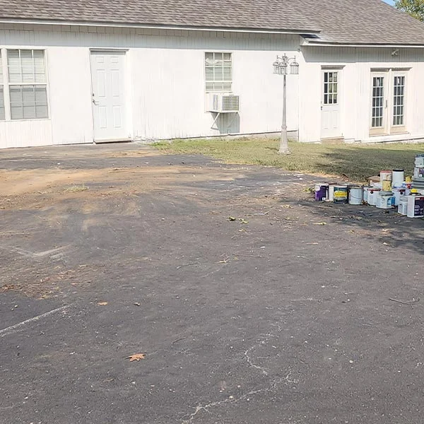 Junk Away Arkansas hauls off old furniture and other unwanted junk, clearing your outdoor space